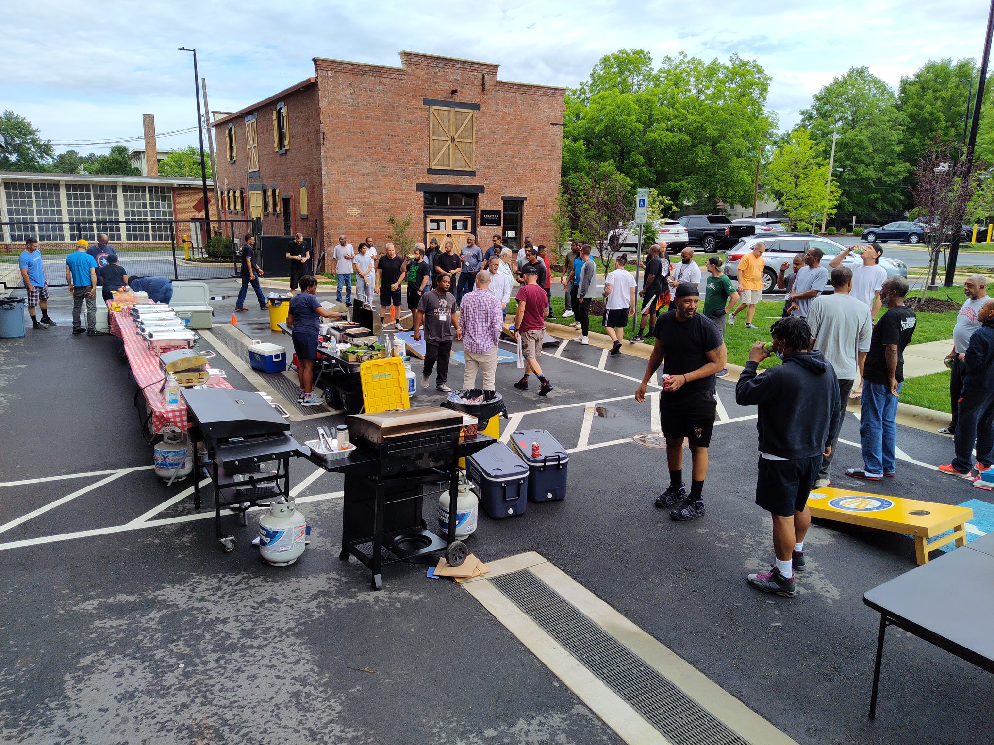 Charlotte Rescue Mission Serve Day