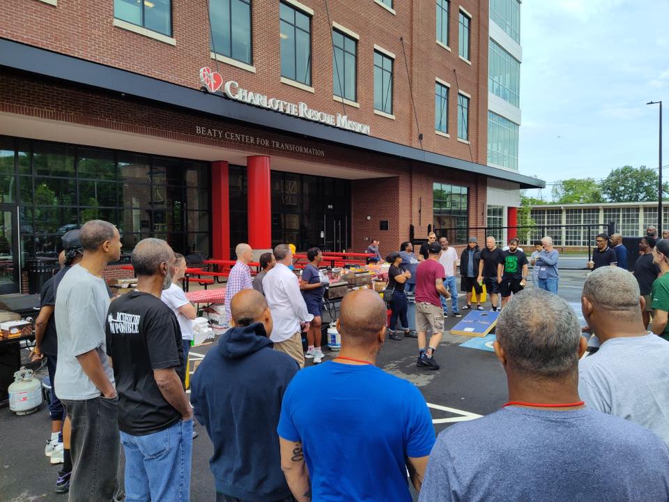 Charlotte Rescue Mission Serve Day